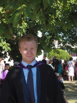 This image has an empty alt attribute; its file name is p7160341.jpg